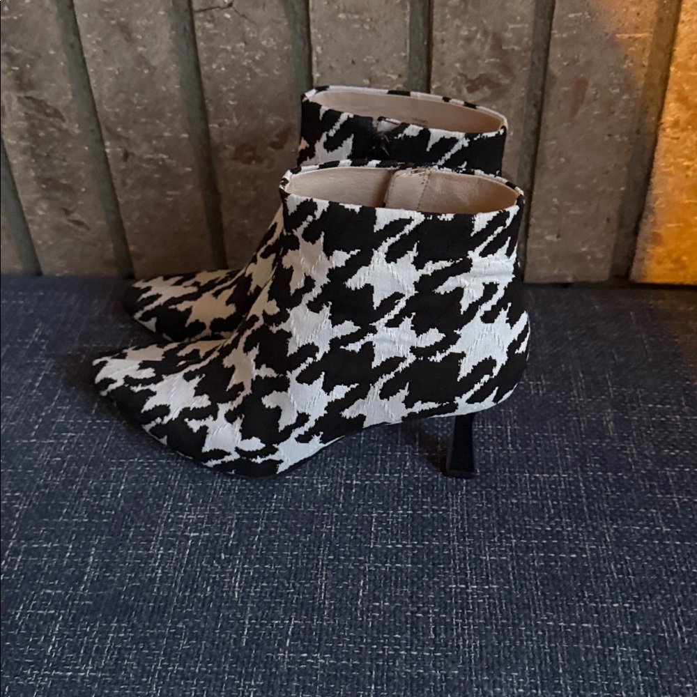 Louise et Cie Black and White Patterned Ankle Boots - Picture 2 of 5